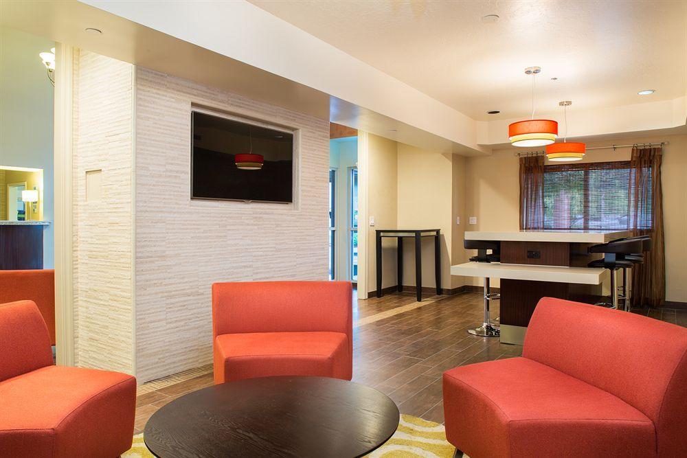 Hotel Holiday Express & San Jose-morgan Hill By Ihg Morgan Hill
